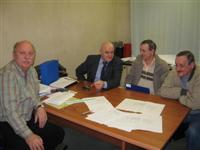 Slike sa sastanka 29.02.08 u Rijeci. Nazočni: projektant vat. doma Ivica Lazaneo, <br> županijski vatrogasni zapovjednik Slavko Gauš, predsjednik DVD-a Prezid Ivica Vrtar, zap. DVD.a Prezid Žagar Slavko i <br> predsjednik vat. zajednice grada Čabra g. Zvonimir Lipovac